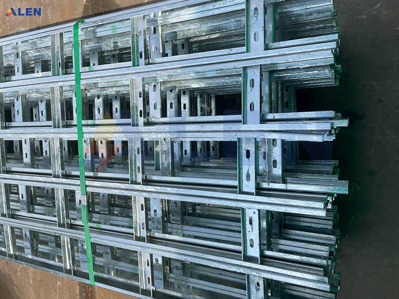 Thang cáp mạ kẽm nhúng nóng 26 thang cáp nhúng kẽm nóng