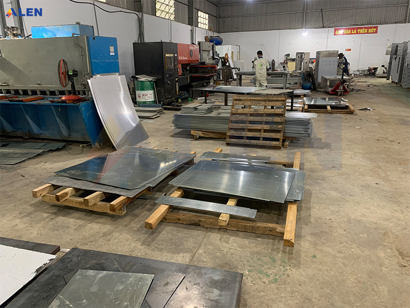 Xưởng sản xuất máng cáp mạ kẽm nhúng nóng ALEN