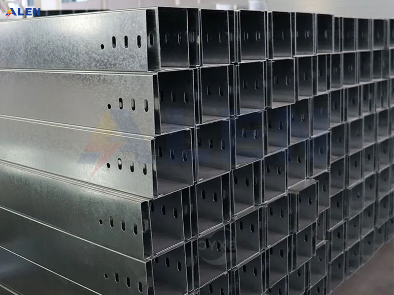 Máng cáp đục lỗ giá rẻ 14 Máng cáp điện đục lỗ mạ kẽm