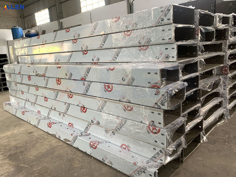 Máng cáp 350x50 15 Máng cáp 350x50