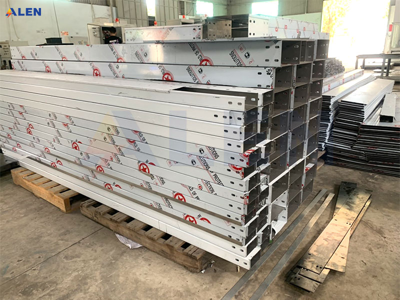 Sự khác biệt giữa thang cáp và máng cáp nằm ở điểm nào? 10 mang cap dien